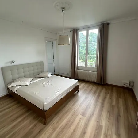 Maison Hotel